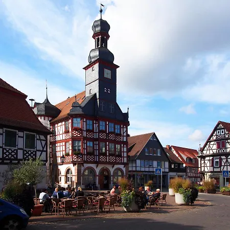 אורחן Schillereck *