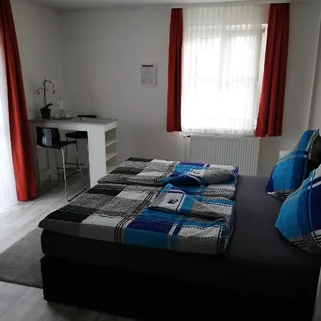 Schillereck אורחן לורש