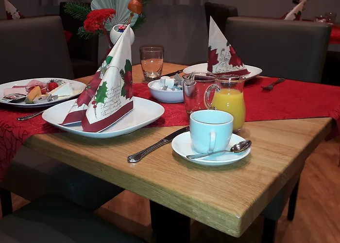 Schillereck 여관 *