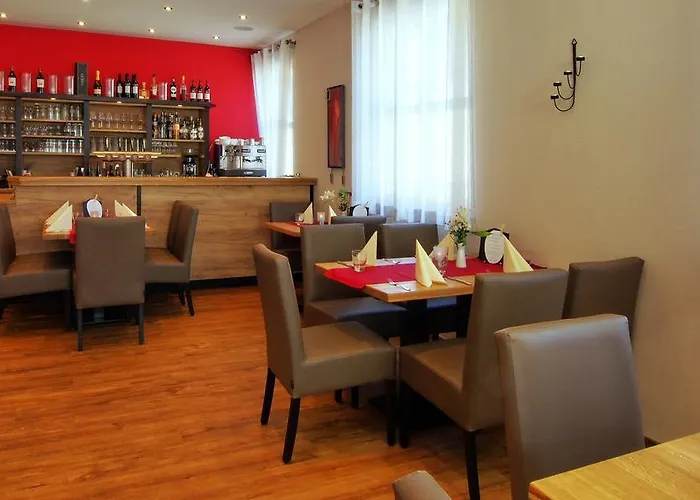 Schillereck 여관 *